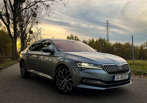 Skoda Superb cena 89900 przebieg: 220000, rok produkcji 2019 z Bytom małe 466